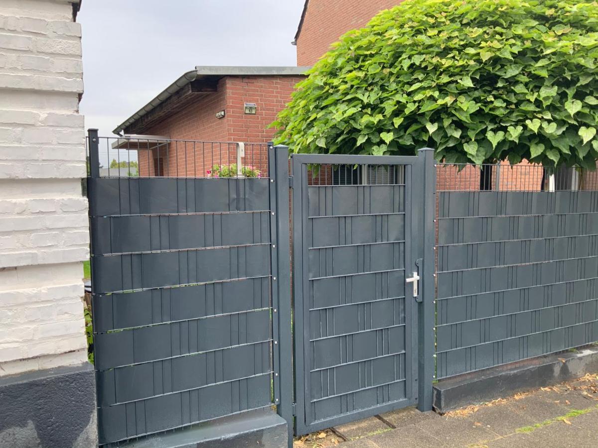 Gemuetliche 1-Zimmer Wohnung Mit Eigenem Eingang Wesseling Luaran gambar
