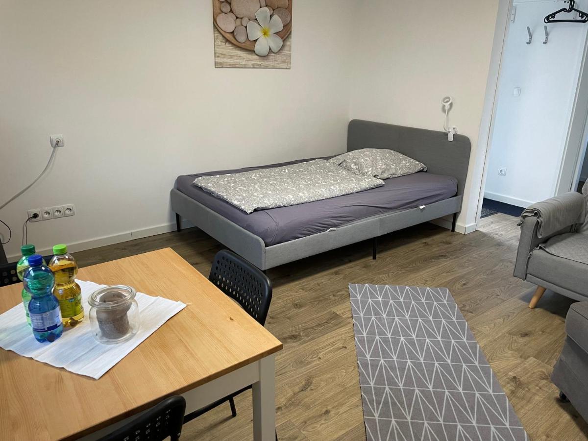 Gemuetliche 1-Zimmer Wohnung Mit Eigenem Eingang Wesseling Luaran gambar